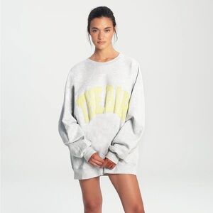 THE BAR VARSITY SWEATSHIRT LT HEATHER GREY/LEMON